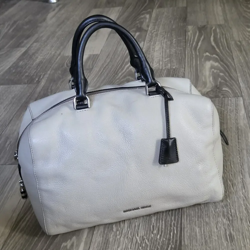 Michael Kors White Leather Satchel Handbag Black Handles No Shoulder Strap